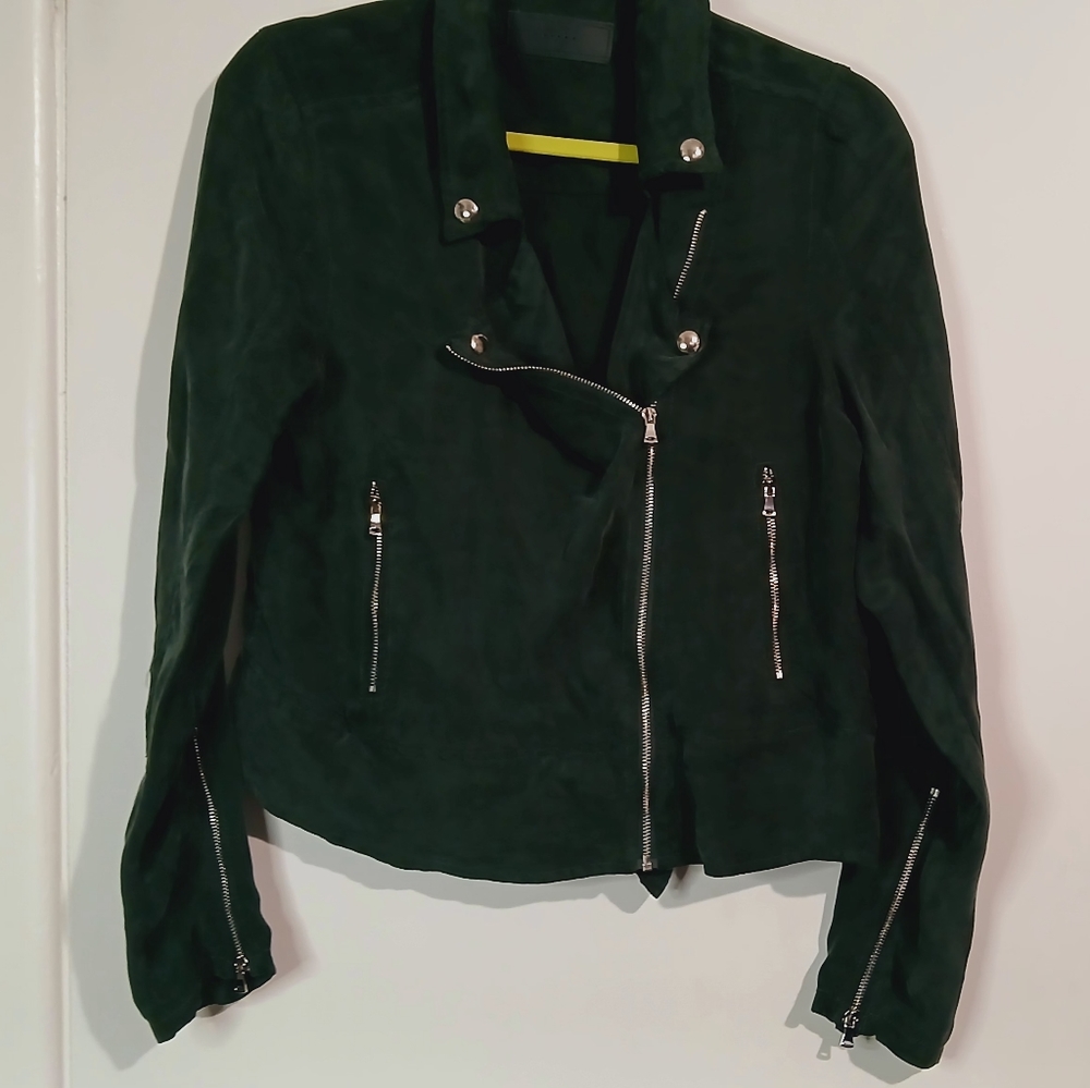 Blank NYC like soft green suade zipper jacket. Size S